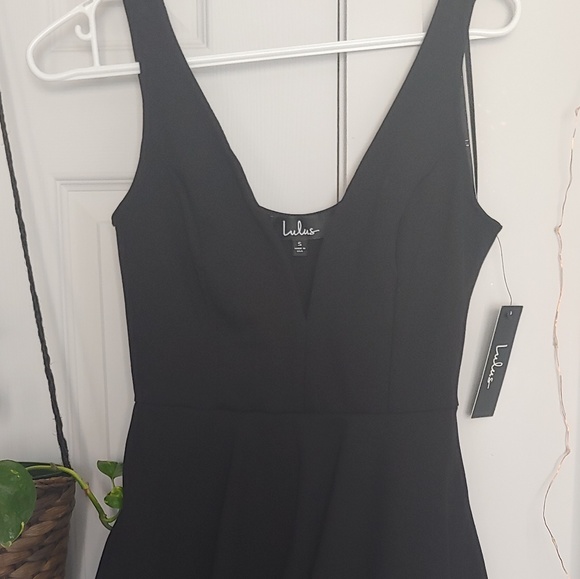 Lulus black skater dress brand new with tag size s - Picture 2 of 4